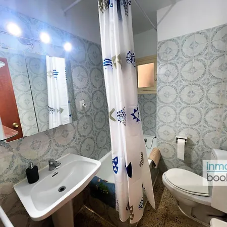Pineda 3 ,climatizado,piscina Y A 130m De La Playa Apartment